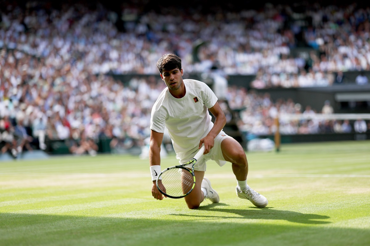 El español anunció que incluso no irá a Queen´s. Carlos Alcaraz sigue lesionado y tampoco jugará Wimbledon en este 2026