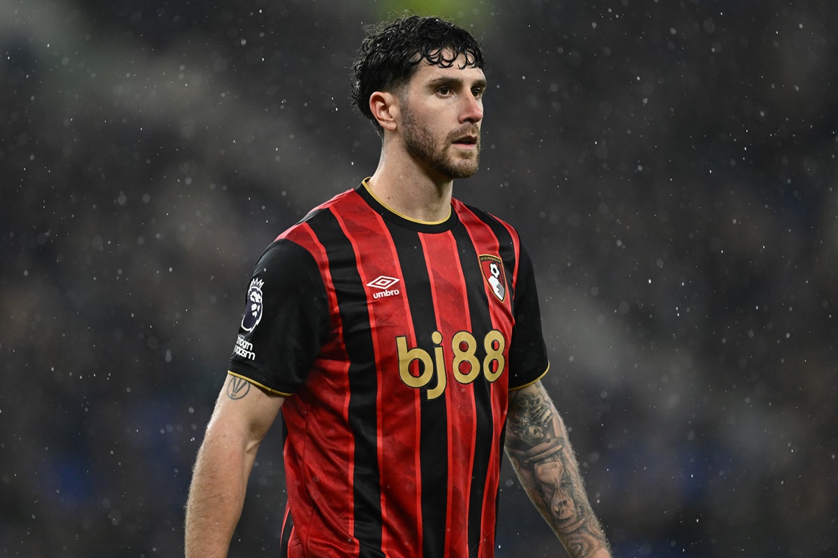 Marcos Senesi se va de Bournemouth y suena en Chelsea