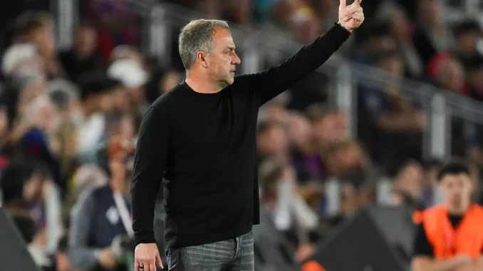 Hansi Flick: "Que Lewandowski se aleje es bueno para él y para el Barcelona"