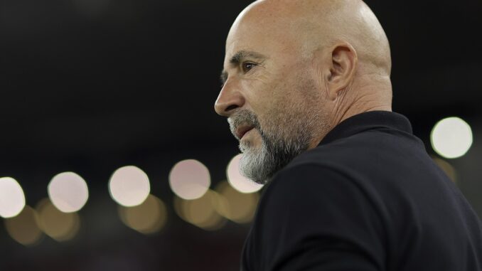 Diego Milito se reunió con el ex DT de Argentina pero en 2019. En Radio La Red, Jorge Sampaoli confesó que Racing lo fue a buscar