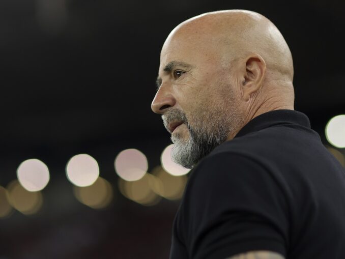 Diego Milito se reunió con el ex DT de Argentina pero en 2019. En Radio La Red, Jorge Sampaoli confesó que Racing lo fue a buscar