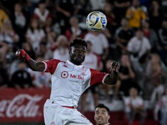El delantero de Huracán ya viaja a Estados Unidos. Jordy Caicedo se sumó a la Selección de Ecuador y espera por un lugar en el Mundial