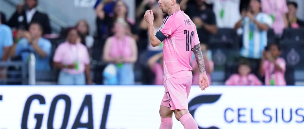 Las Garazas ganaban y la hinchada exigía más con su cantico. Allí, Lionel Messi se indignó cuando en Inter Miami cantaron: "Jugadores..."