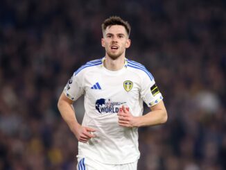 El el partido ante Brighton and Hove se fue con el tobillo ensangrentado. Anton Stach salió lesionado en Leeds y alarmó a todo Alemania