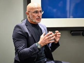 De la Fuente: "España trabaja con los mejores futbolistas pero van a ir 26 buenas personas"
