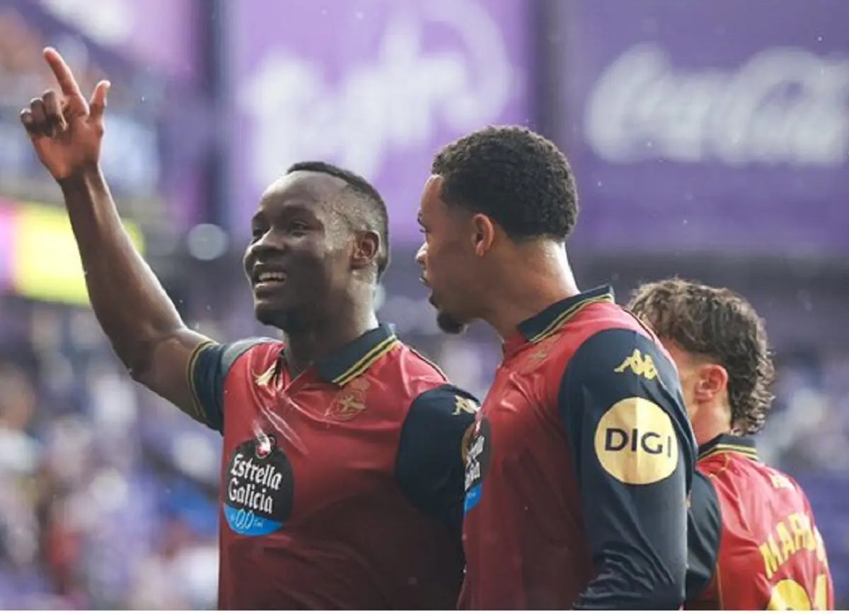 Deportivo La Coruña explotó con un doblete de Bil Nsongo que puede valer el regreso a La Liga de España