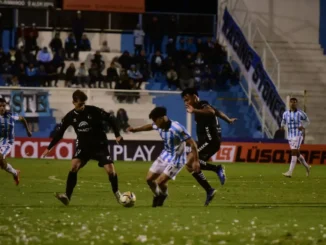 Central Norte venció a Racing de Córdoba en el final con un polémico penal