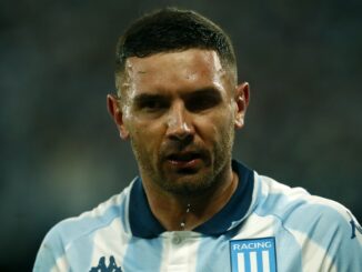 Racing se adelantó con el gol 60 de Maravilla Martínez