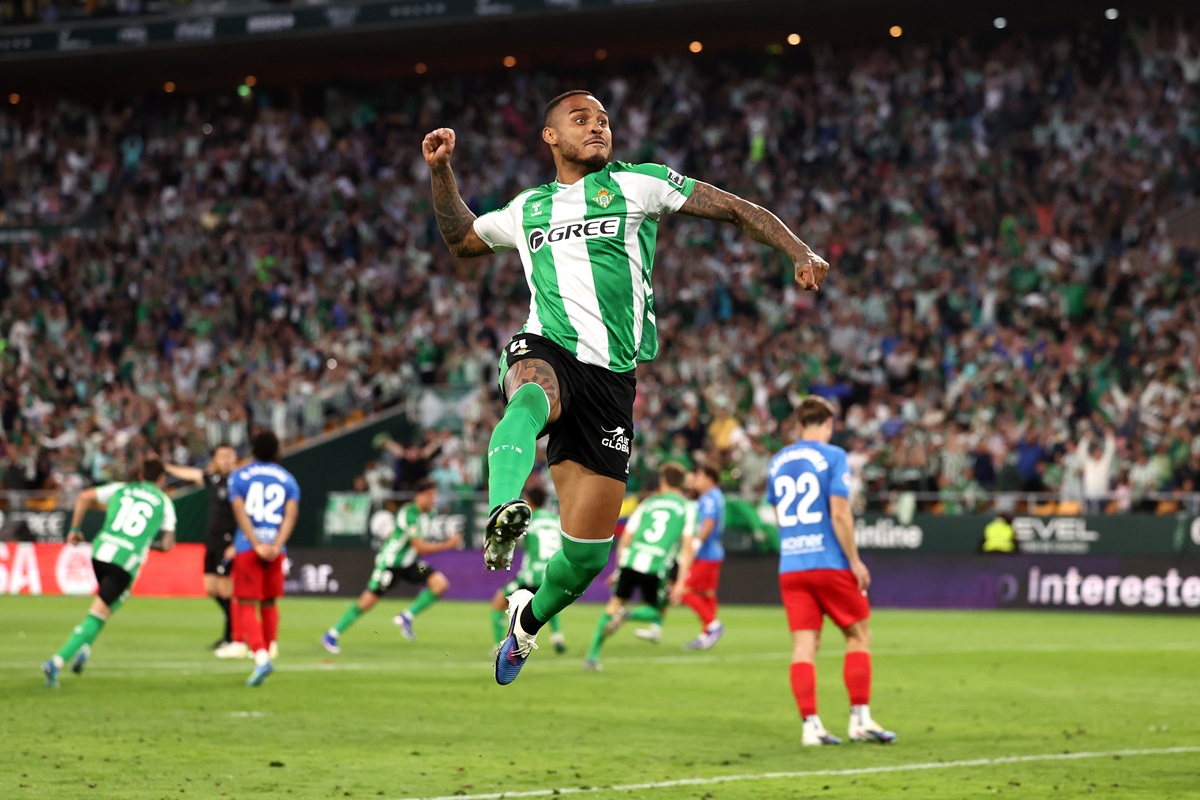Fue 2 a 1 para los Verdiblancos en La Cartuja. Betis le ganó a Elche y clasificó a la próxima Champions League