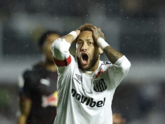 El astro brasileño recién podría jugar ante Haití en el Mundial. Se confirmó la lesión de Neymar y no estará en el debut de Brasil