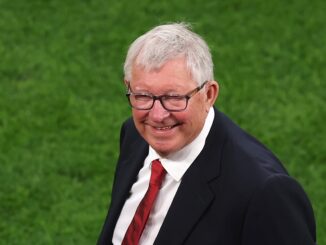 El histórico ex entrenador se descompensó previo a Manchester United - Liverpool. Sir Alex Ferguson fue trasladado de Old Trafford al hospital