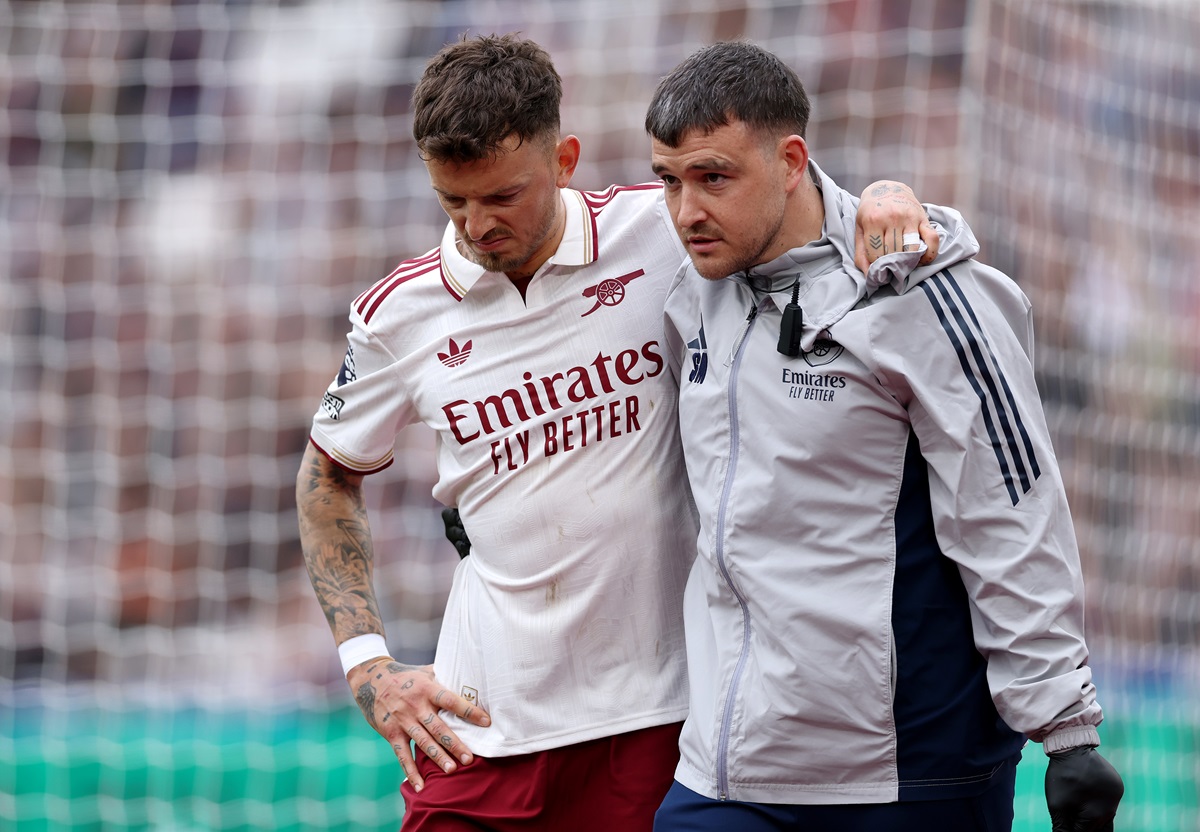 Ben White salió lesionado en Arsenal y preocupó a Inglaterra