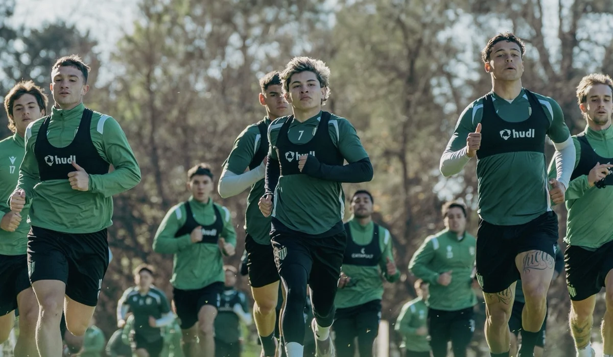 Banfield se presentó en huelga durante la pretemporada