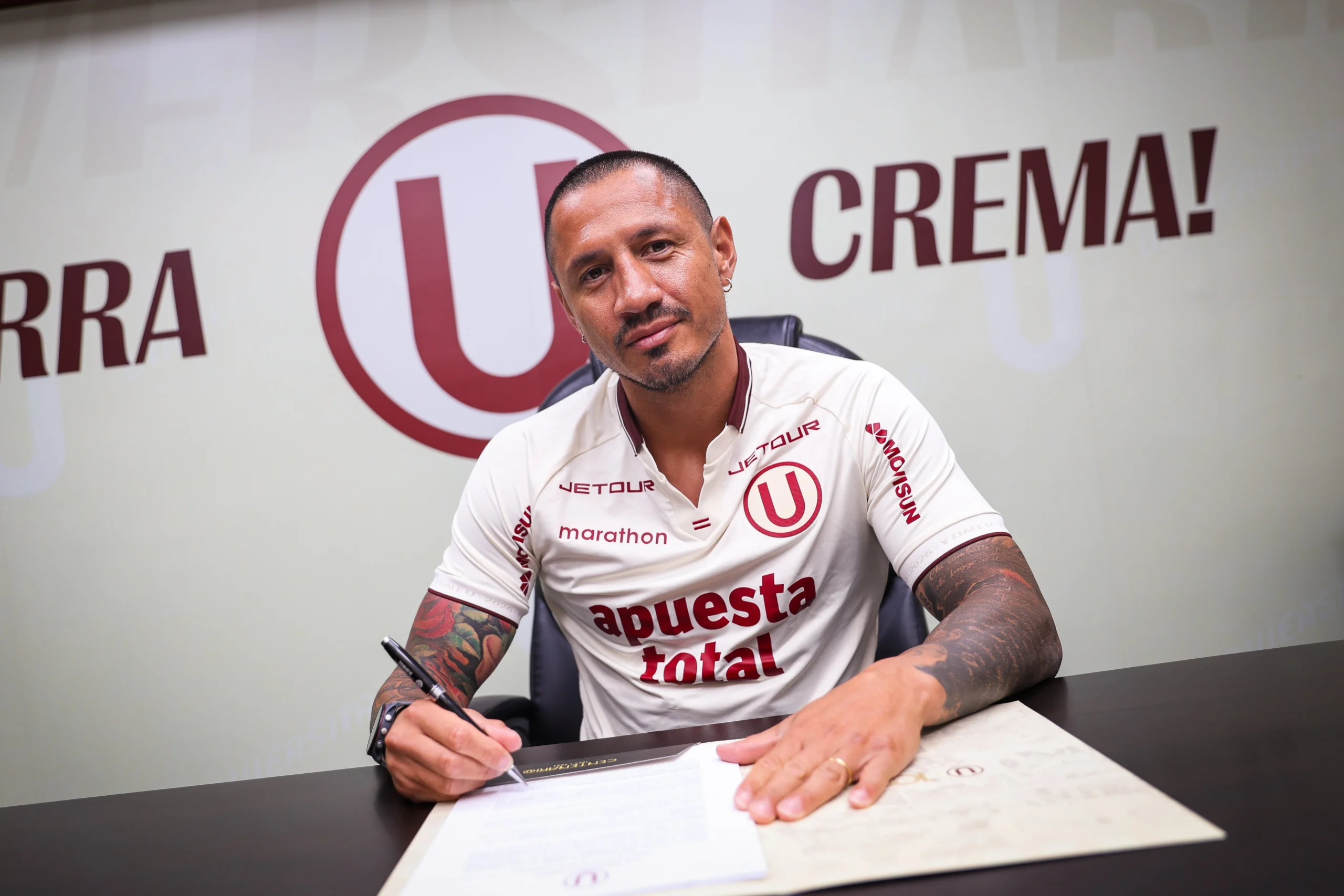 Gianluca Lapadula dejó el fútbol italiano y es nuevo refuerzo de Universitario de Perú