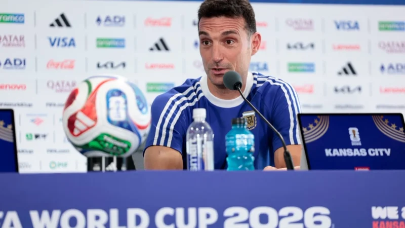 Lionel Scaloni confirmó que Dibu Martínez será titular ante Argelia en la Copa Mundial 2026