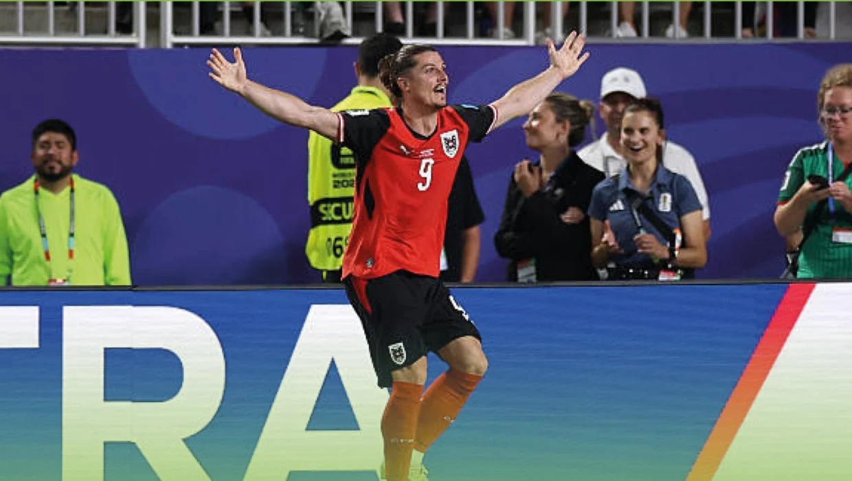 Un golazo de Sabitzer le da nuevamente la ventaja a Austria sobre Argelia