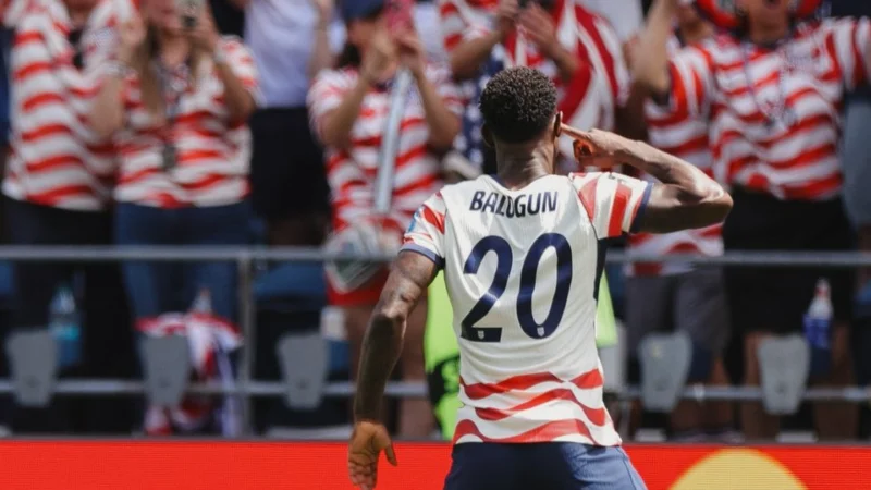 Estados Unidos vence a Australia por buen margen en Seattle