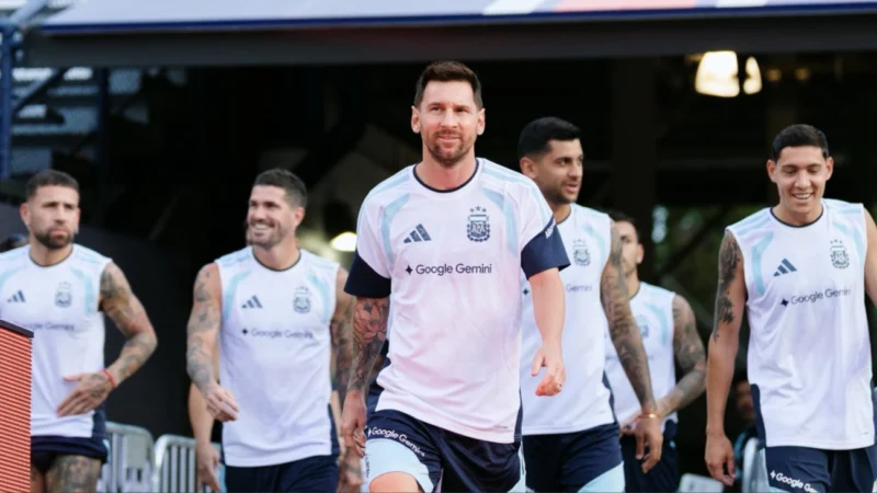 Argentina hizo su último entrenamiento con Messi perfilándose como titular