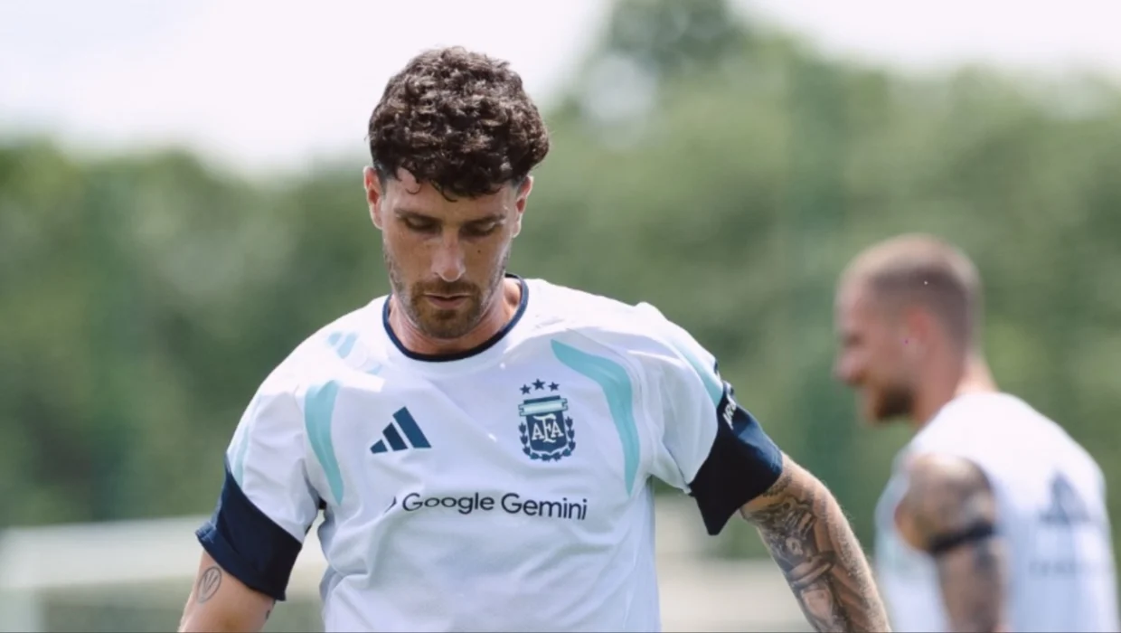 La Selección Argentina entrenó con la incorporación de Marcos Senesi en Kansas City