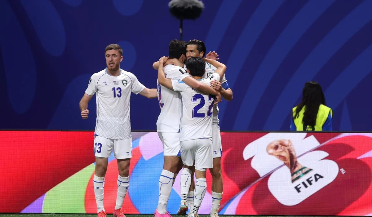 Uzbekistán le gana a Congo y lo celebra por ahora Irán