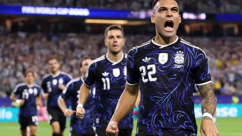 Lautaro Martínez se sacó la mufa y anotó su primer gol en Mundiales con la Selección Argentina
