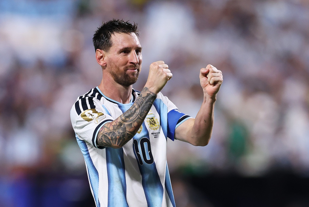 Argentina debutó con triunfo y un Messi extraordinario