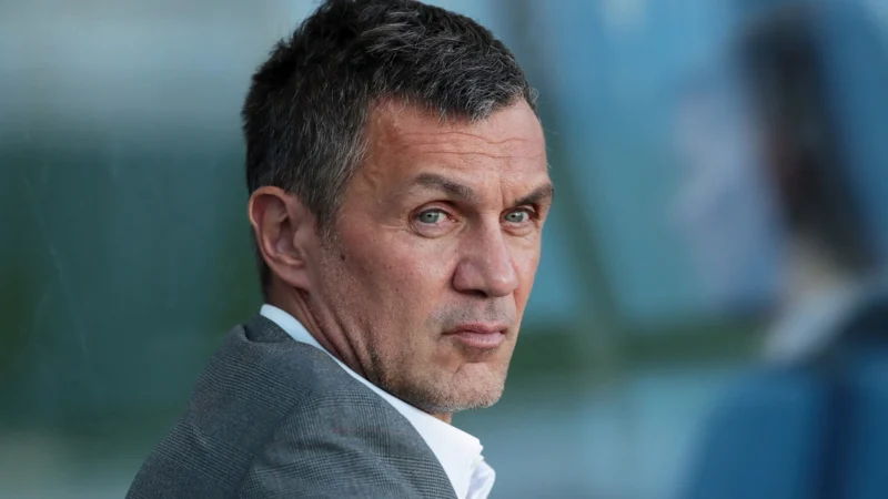 Paolo Maldini es candidato para dirigir a Italia