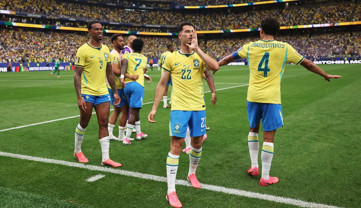 Gabriel Martinelli le dio la clasificación a Brasil con su primer gol en Mundiales