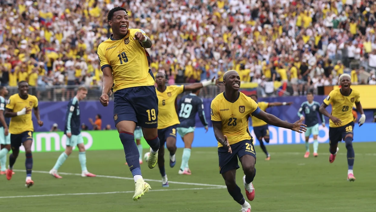 Ecuador hizo historia ante Alemania y avanzó en el Mundial