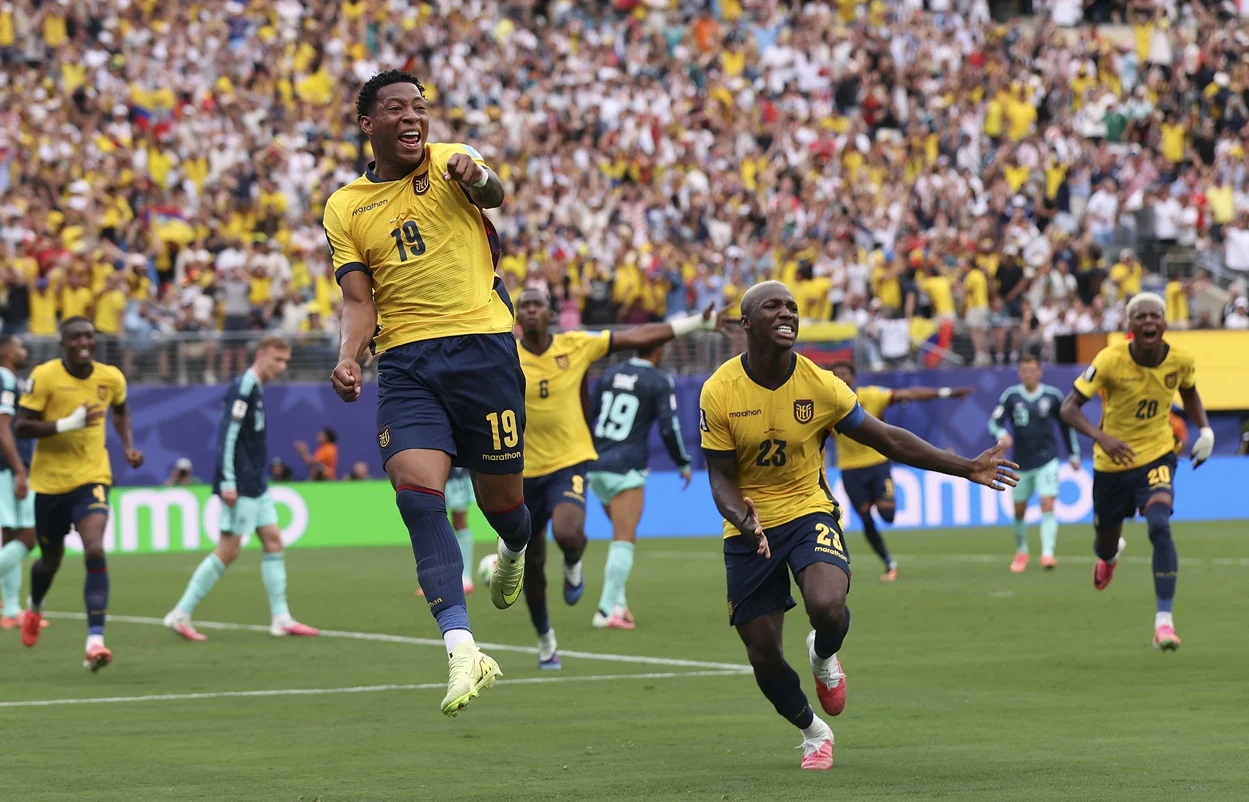 Ecuador hizo historia ante Alemania y avanzó en el Mundial