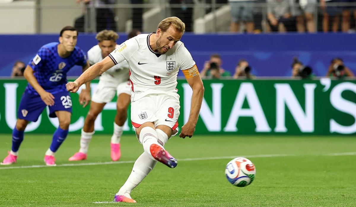 Harry Kane no falló dos veces y puso el primero de penal ante Croacia