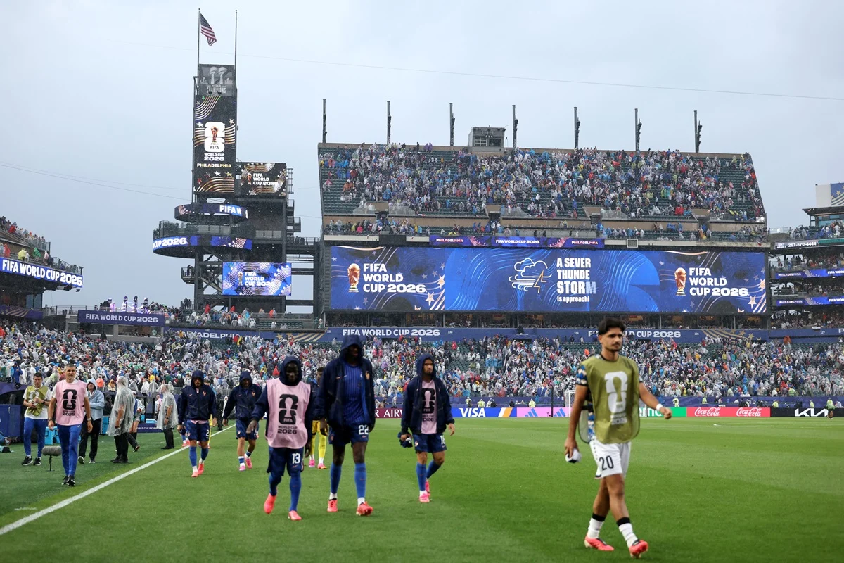 Francia e Irak fue suspendido por mal tiempo en Philadelphia