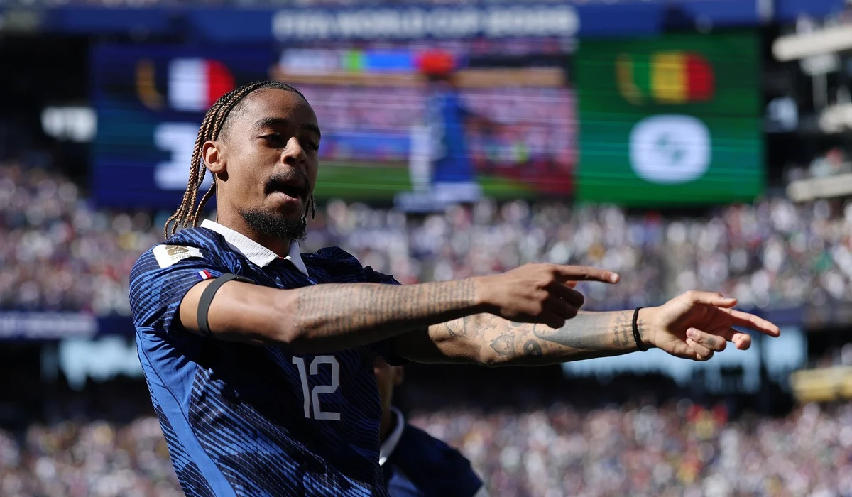 Bradley Barcola necesitó dos minutos para marcar con Francia en su debut en la Copa Mundial