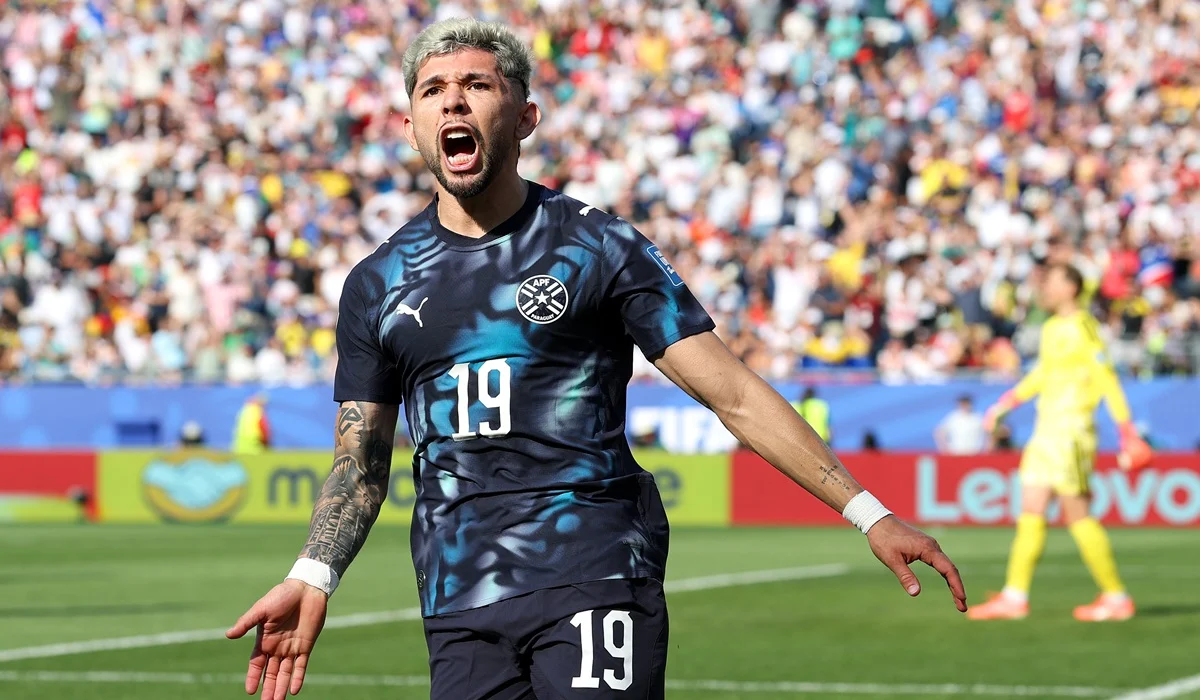 Paraguay sorprende a Alemania y le gana con gol de Enciso