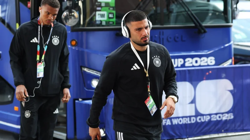 Formaciones para Alemania y Paraguay en el Mundial
