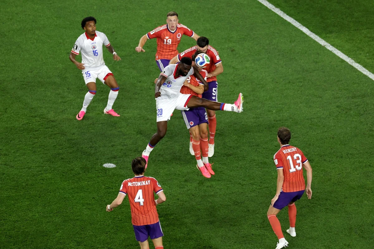 Estalló la polémica en el Mundial 2026: claro penal no sancionado para Haití ante Escocia