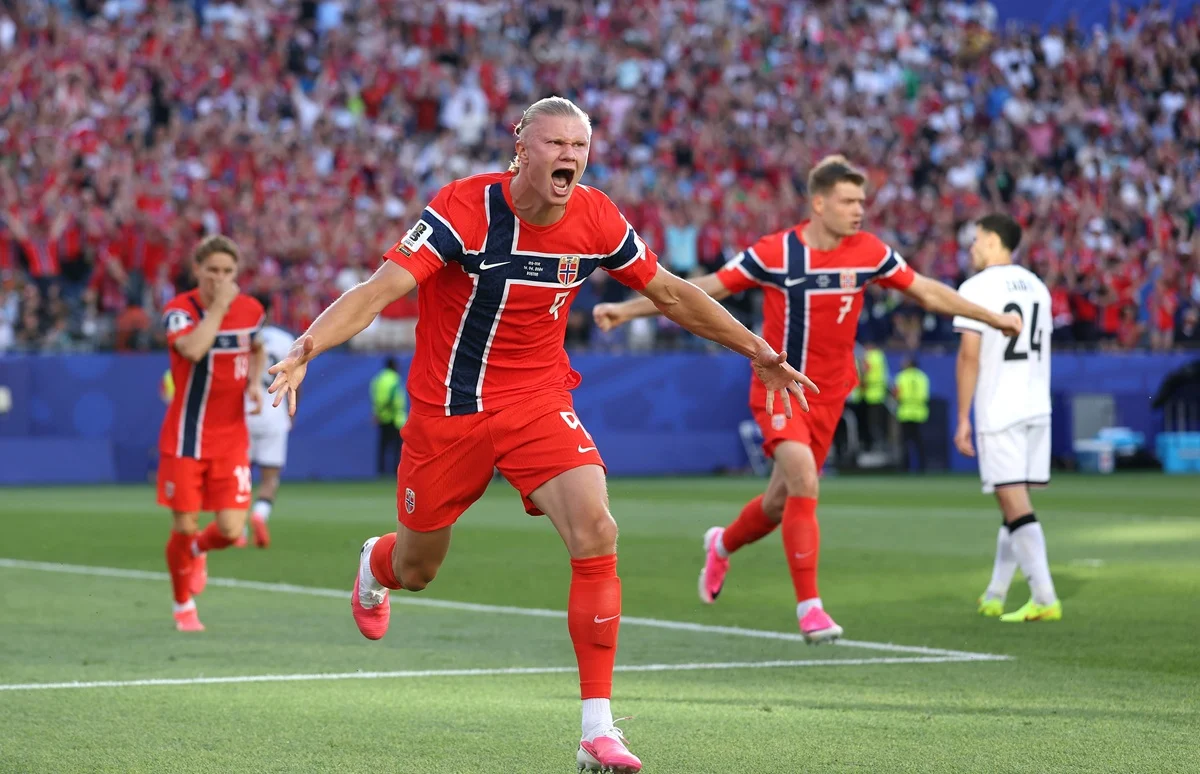 Noruega regresó a la Copa del Mundo venciendo a Irak con doblete de Haaland