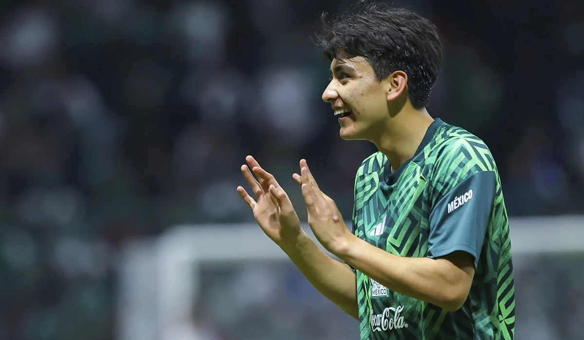 Gilberto Mora hizo un debut récord: ¿El más joven en la historia de los Mundiales?