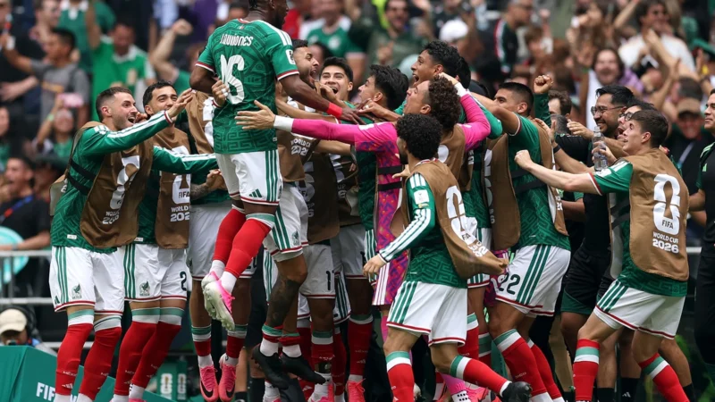México ganó los tres partidos de la fase inicial del Mundial por primera vez en su historia
