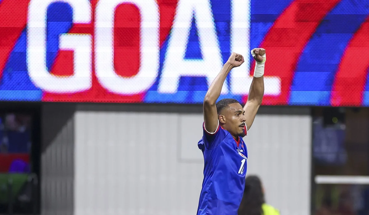 Haití marcó dos goles en un partido de Mundial por primera vez