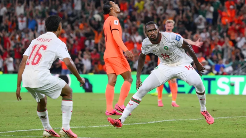 Issa Diop marcó su primer gol con Marruecos para llevar a prórroga el partido ante Países Bajos