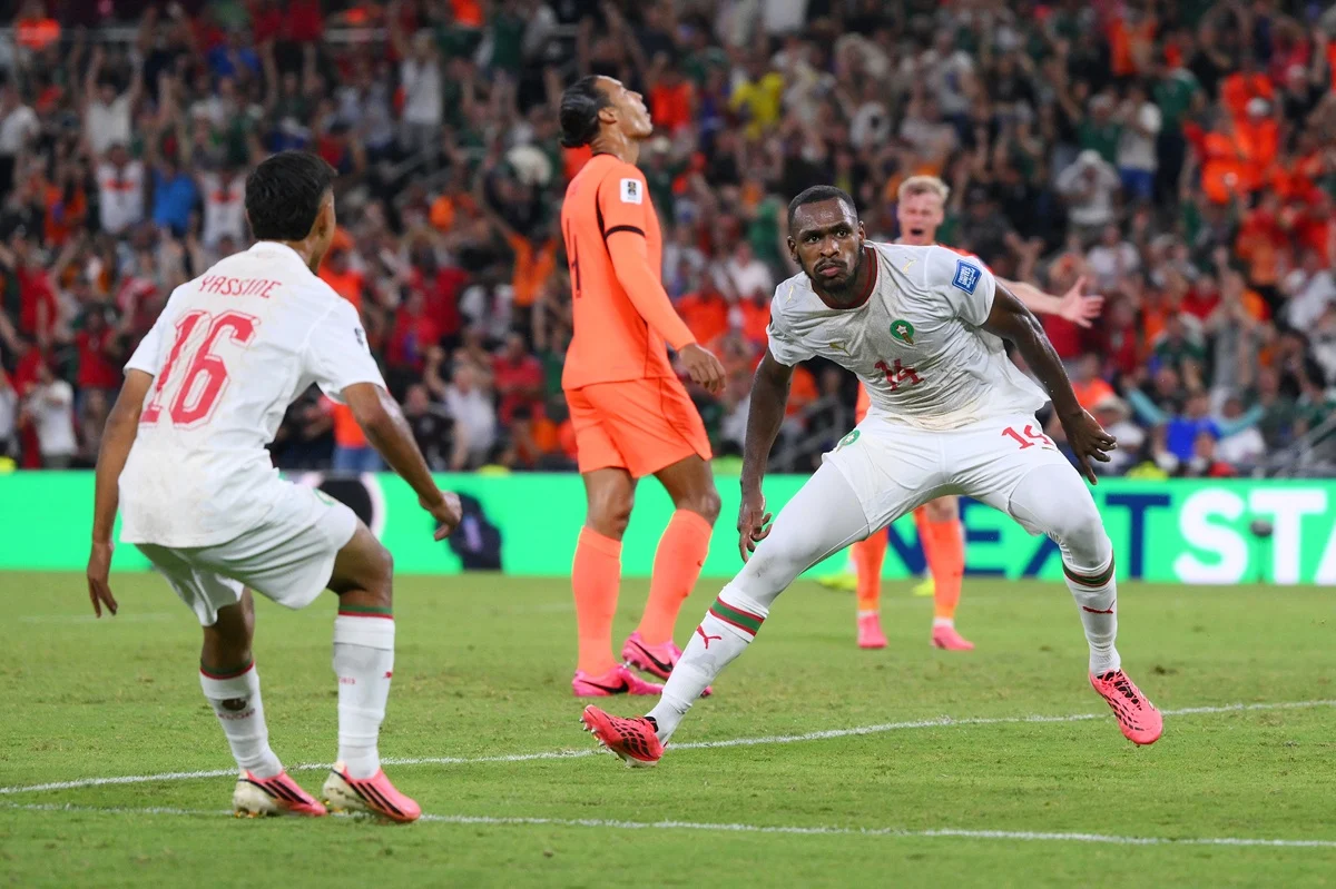 Issa Diop marcó su primer gol con Marruecos para llevar a prórroga el partido ante Países Bajos