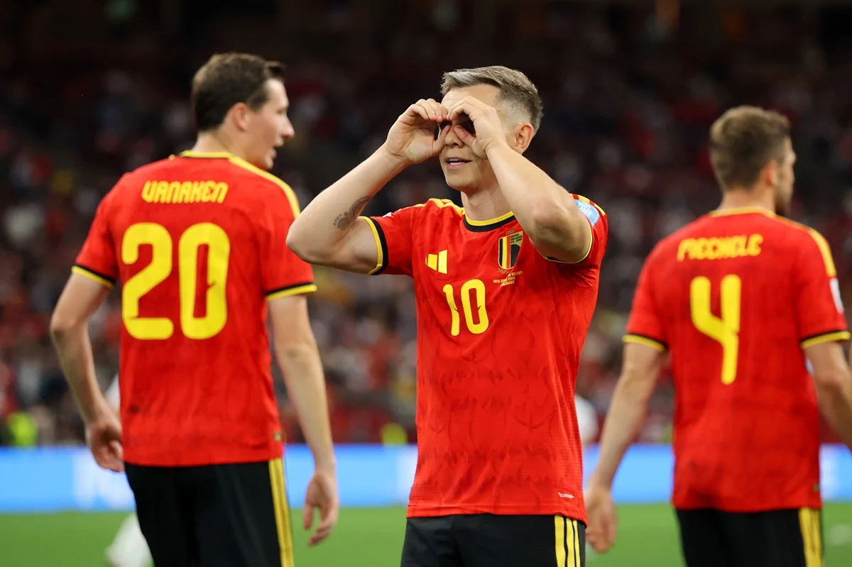 Tras la pausa de hidratación, Trossard rompió el cero para Bélgica ante Nueva Zelanda