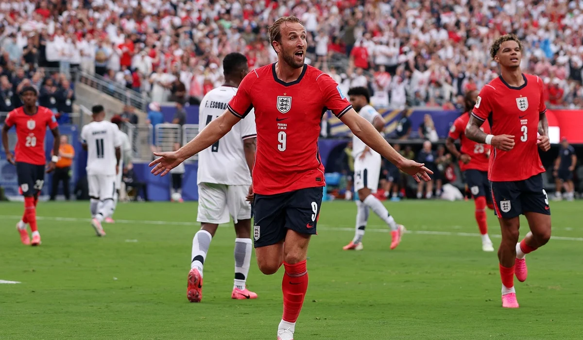 Inglaterra derrotó a Panamá y avanzó como primero en su zona del Mundial