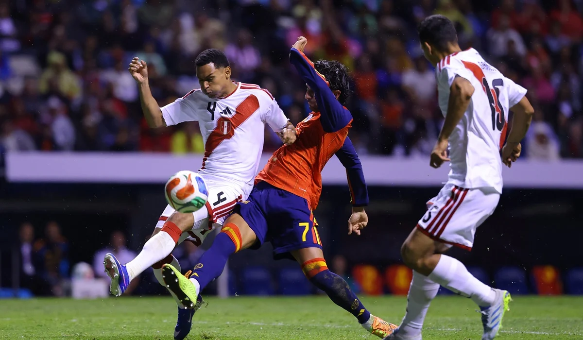 España jamás tuvo el arco en cero ante la Selección de Perú