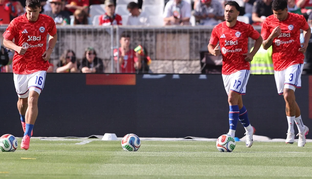 Chile confirmó el once titular para jugar ante Congo