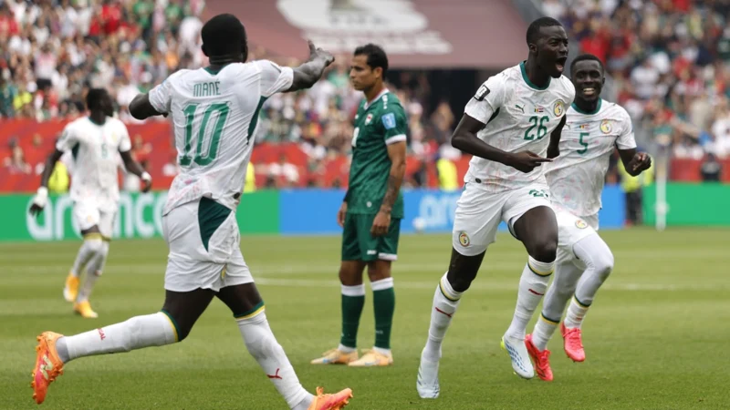 Senegal arrolló a Irak y espera con buena diferencia de gol ser uno de los mejores terceros