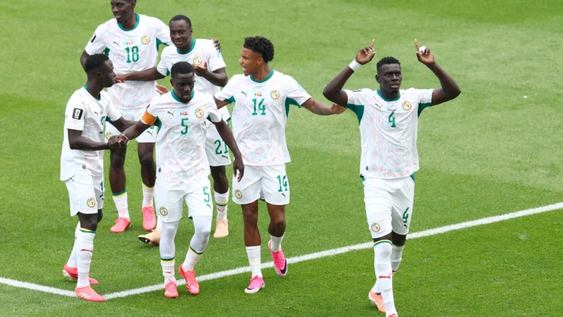 Senegal sacó rápida ventaja ante Irak con gol de Seck