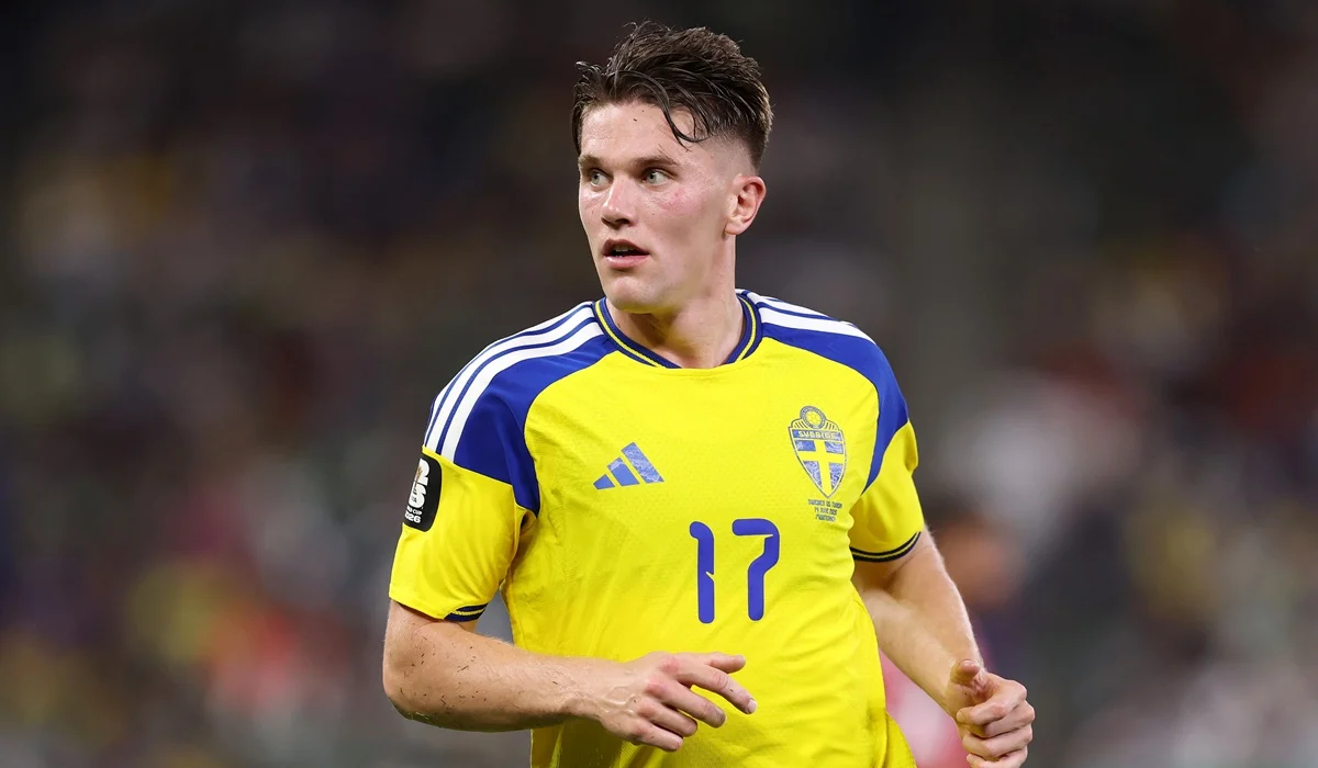 Viktor Gyökeres se estrenó en Mundiales estirando su tremenda racha goleadora con Suecia