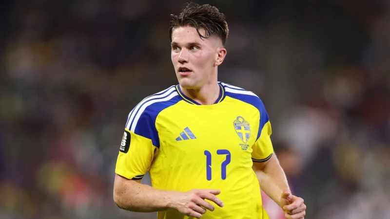 Viktor Gyökeres se estrenó en Mundiales estirando su tremenda racha goleadora con Suecia